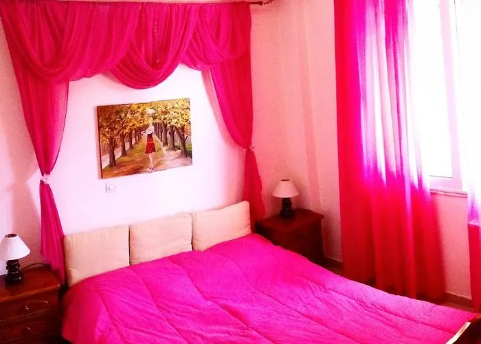 Verga & Apartamento Calamata